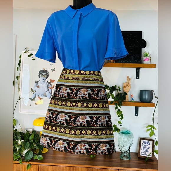 ICÔNE Tapestry Elephant Pattern Mini Skirt – Size M - Picture 2 of 8